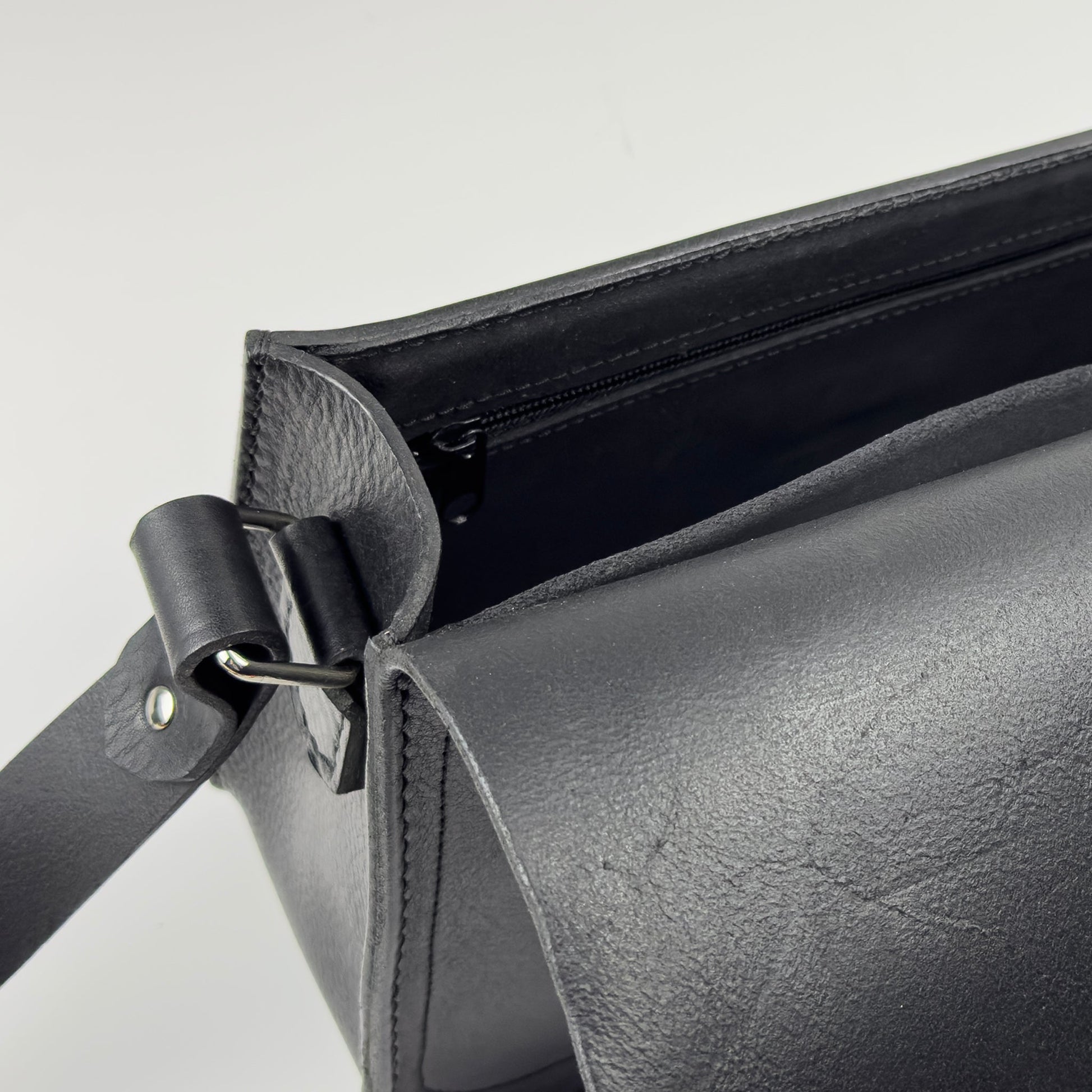 LE QUOTIDIEN CLASSY - Noir TOLENDA